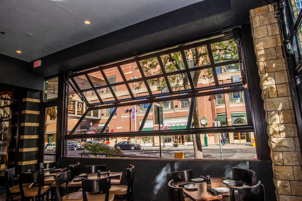 Hydraulic Bi-Folding Door opening at the PF Changs in Spokane, WA